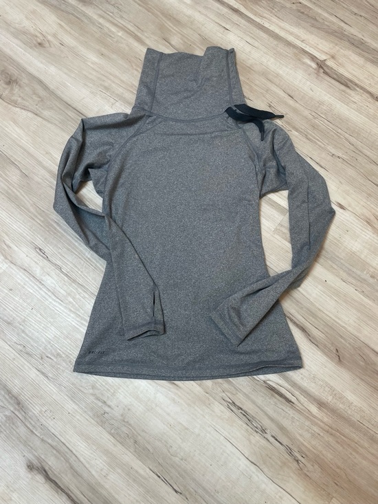 Nike Tops - Gray Long Sleeve Hooded Athletic Top size medium